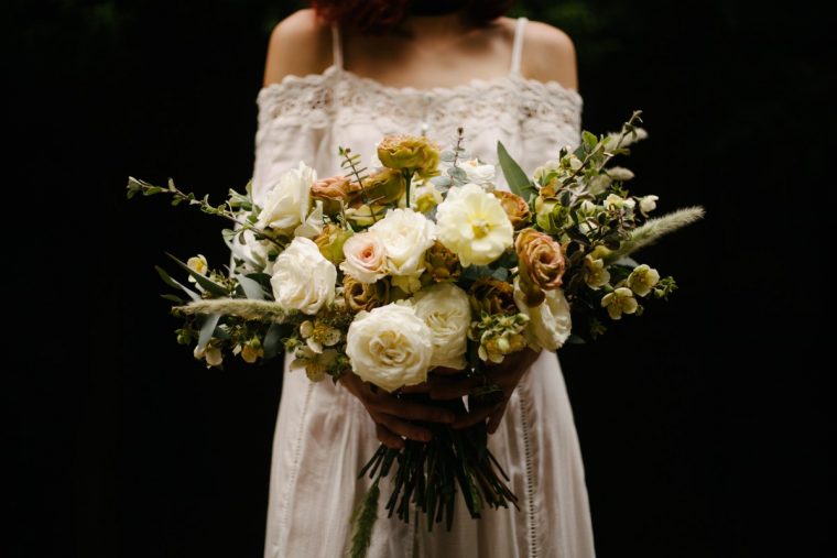 lancio del bouquet matrimonio